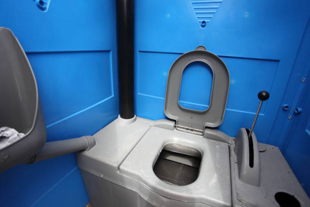 Best Portable bathroom rental  in East Bethel, MN